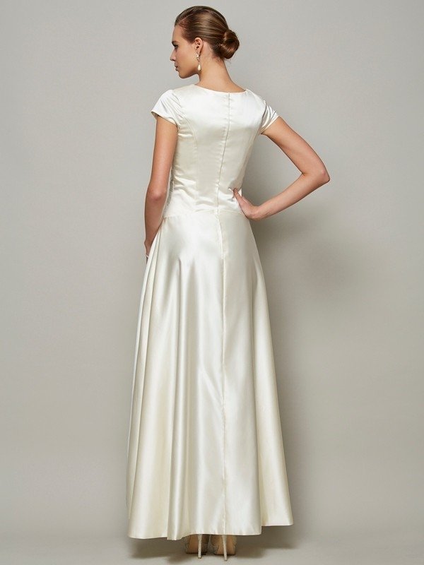 A-Line/Princess Scoop Short Sleeves Beading Long Satin Mother of the Bride Dresses