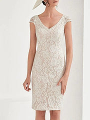 Two Piece Sheath / Column Mother of the Bride Dress Elegant V Neck Knee Length Lace Satin 3/4 Length Sleeve with Appliques