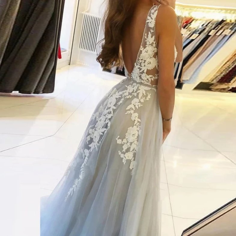 Silver Prom Dresses A-line V-neck Tulle Appliques Beaded Dubai Saudi Arabic Long Robe De Soiree Prom Gown Evening Dresses