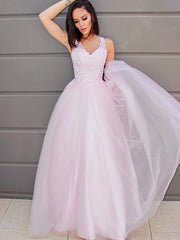 A-Line/Princess V-neck Sleeveless Applique Tulle Floor-Length Dresses