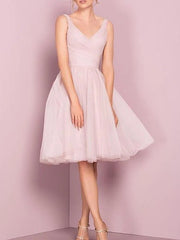 A-Line Flirty Empire Homecoming Cocktail Party Dress V Neck Sleeveless Knee Length Tulle with Pleats