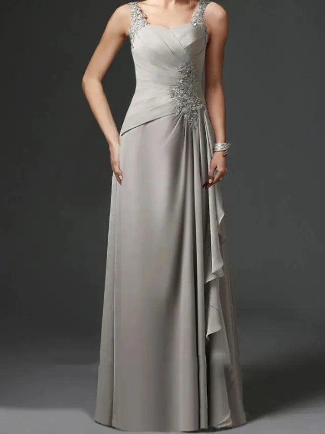 Sheath / Column Mother of the Bride Dress Elegant Sweetheart Neckline Floor Length Chiffon Lace Sleeveless with Ruffles