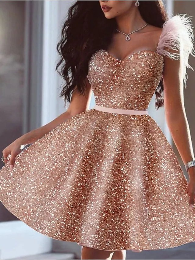 A-Line Glittering Sexy Homecoming Cocktail Party Dress Sweetheart Neckline Sleeveless Short / Mini Sequined with Feather Sequin