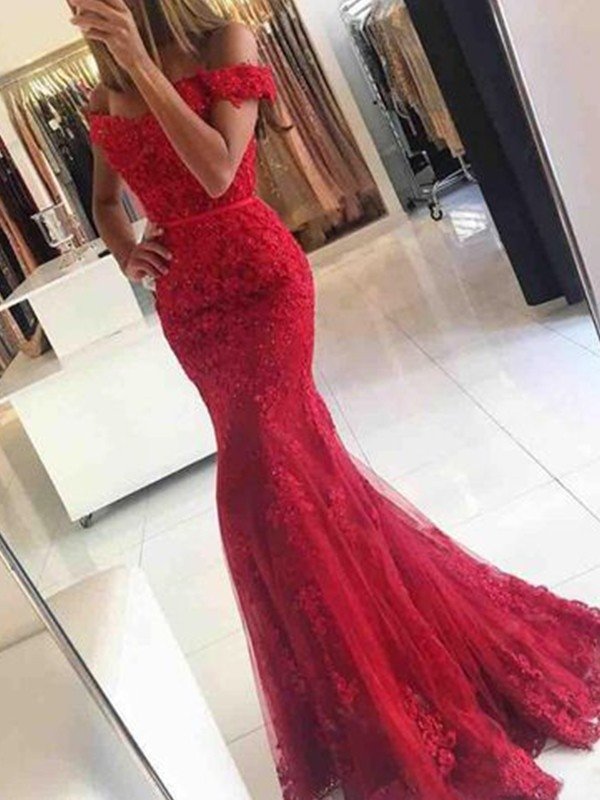 Trumpet/Mermaid Sleeveless Off-the-Shoulder Sweep/Brush Train Tulle Applique Dresses
