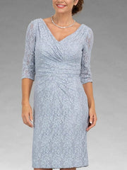 Sheath / Column Mother of the Bride Dress Elegant V Neck Knee Length Lace Half Sleeve with Appliques