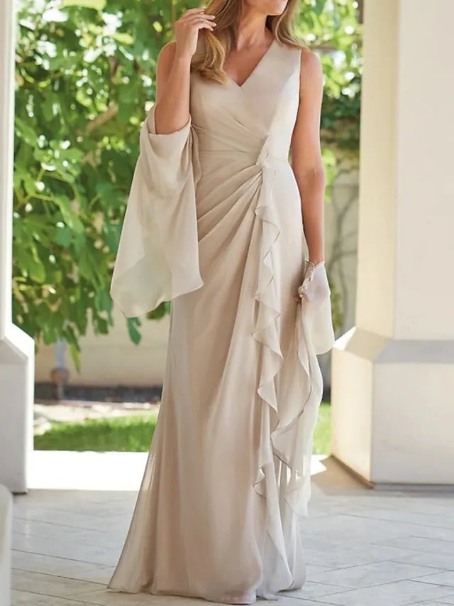 Sheath / Column Mother of the Bride Dress Elegant Plunging Neck Floor Length Chiffon Sleeveless with Ruffles Ruching