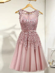 A-Line Bridesmaid Dress Jewel Neck Sleeveless Elegant Knee Length Lace / Tulle with Pleats / Appliques
