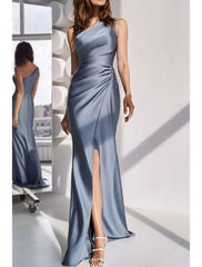 Sheath / Column Bridesmaid Dress One Shoulder Sleeveless Elegant Sweep / Brush Train Charmeuse with Split Front / Solid Color