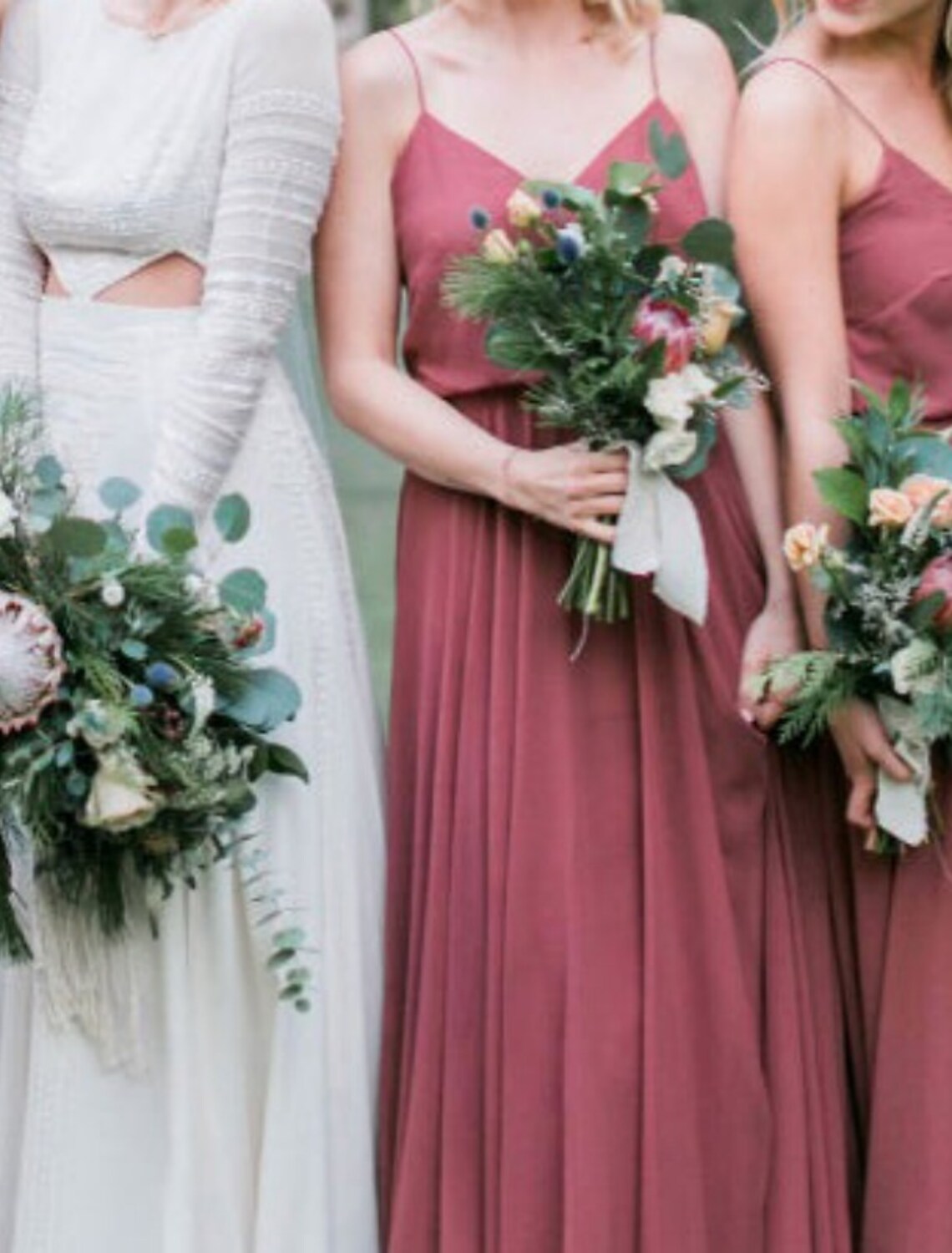 Sheath / Column Bridesmaid Dress V Neck / Spaghetti Strap Sleeveless Elegant Floor Length Chiffon with Pleats / Solid Color