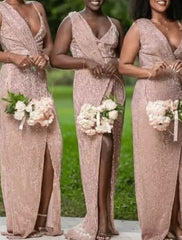 Sheath / Column Bridesmaid Dress V Neck Sleeveless Sparkle & Shine Sweep / Brush Train Sequined with Split Front / Solid Color