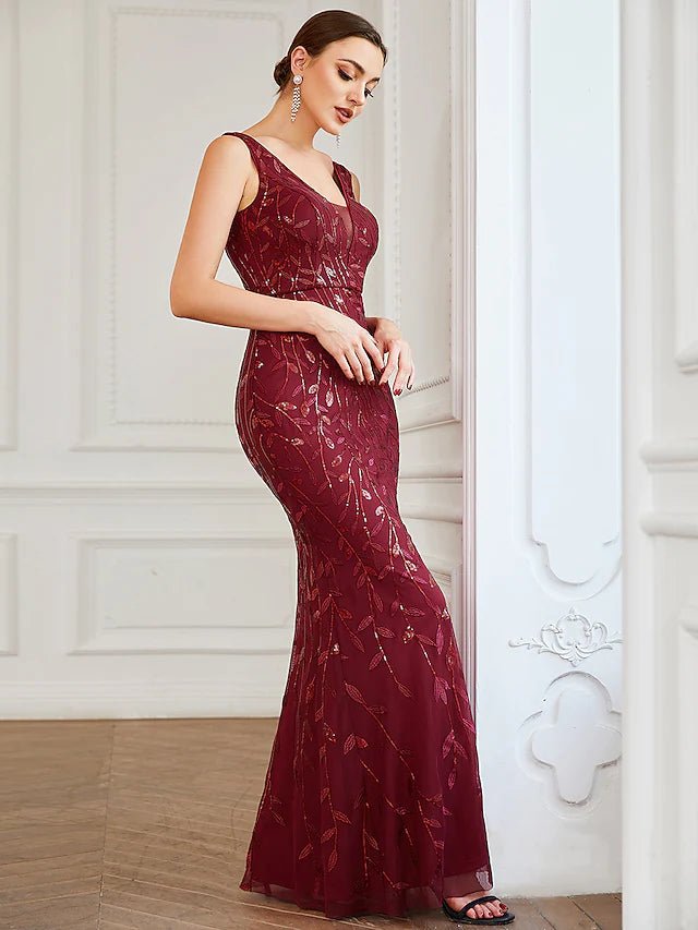 Mermaid / Trumpet Bridesmaid Dress V Neck Sleeveless Sexy Floor Length Sequined with Sequin