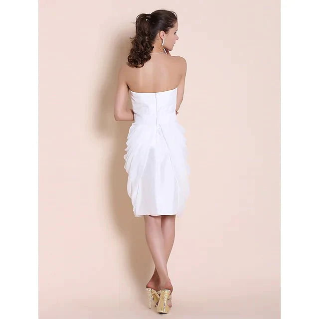 Sheath / Column Bridesmaid Dress Sweetheart Neckline / Strapless Sleeveless Elegant Knee Length Chiffon / Taffeta with Side Draping
