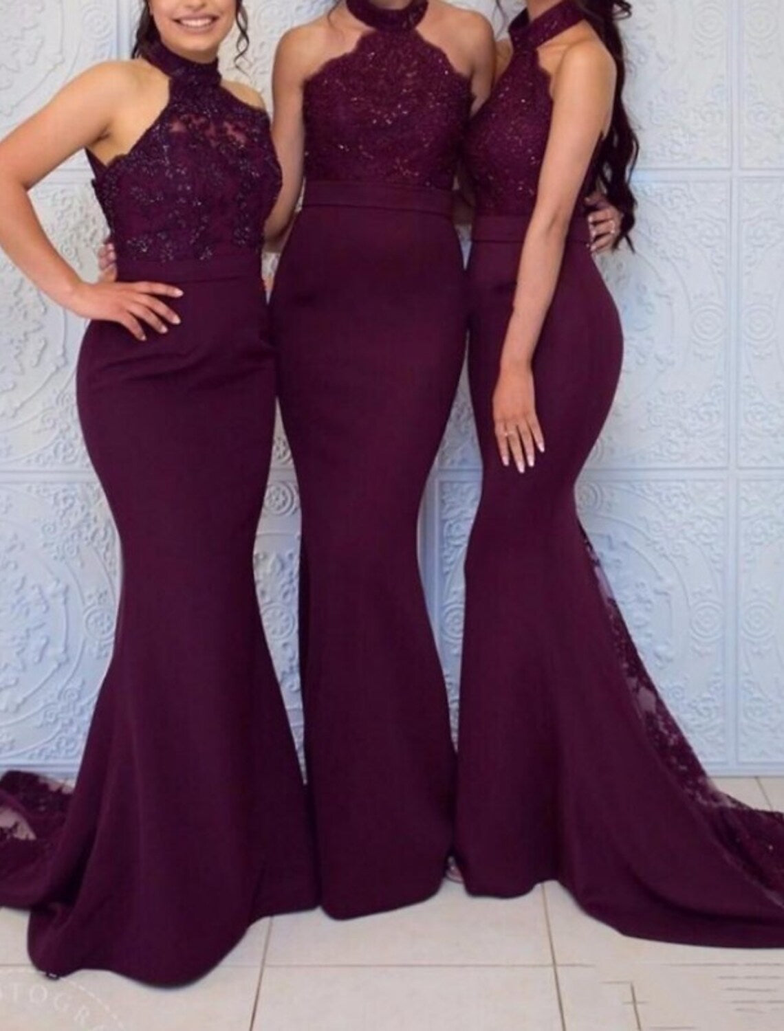 Mermaid / Trumpet Bridesmaid Dress Halter Neck Sleeveless Elegant Court Train Chiffon / Lace with Sequin / Solid Color