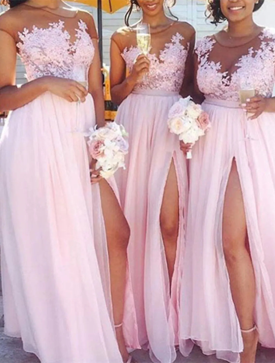 A-Line Bridesmaid Dress Jewel Neck Sleeveless Elegant Floor Length Chiffon / Lace with Appliques / Split Front